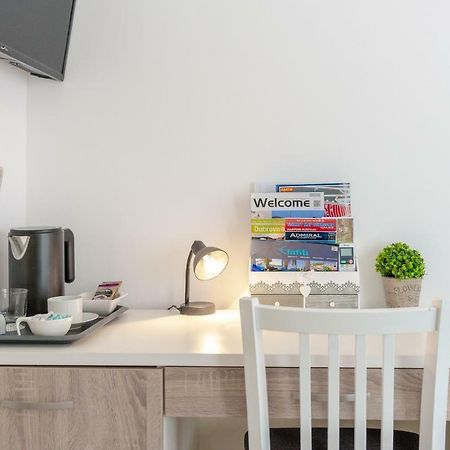 Studio Apartment & Room Ten - Free Parking Dubrovnik Bagian luar foto
