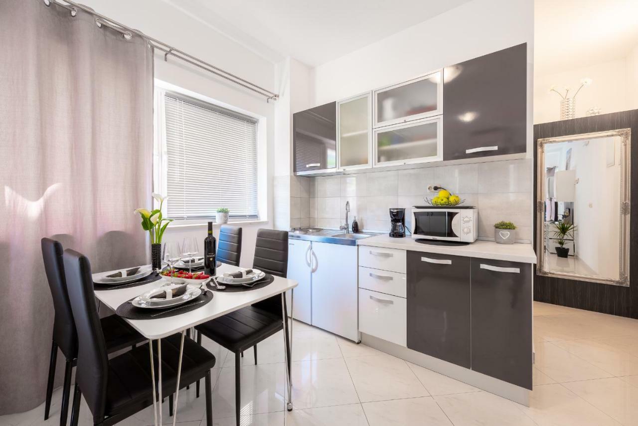 Studio Apartment & Room Ten - Free Parking Dubrovnik Bagian luar foto
