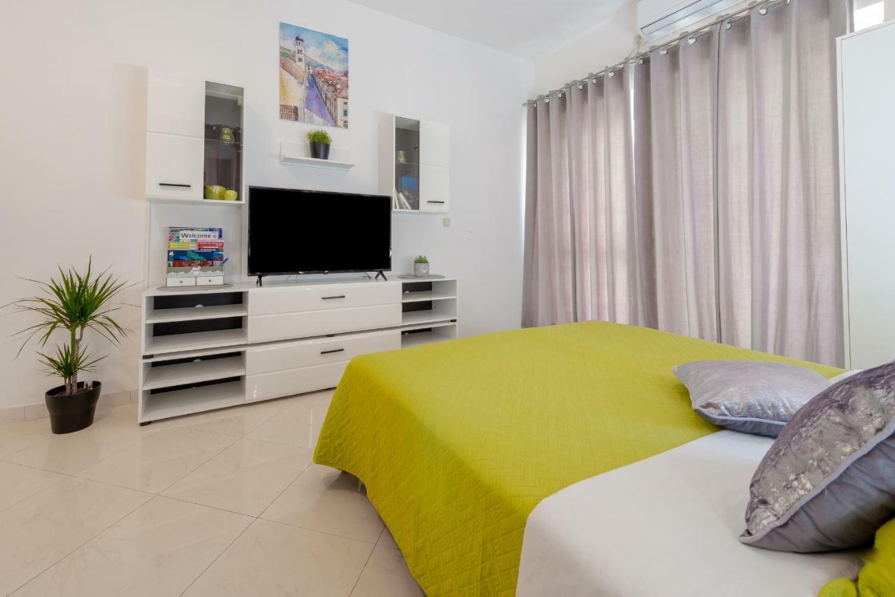 Studio Apartment & Room Ten - Free Parking Dubrovnik Bagian luar foto